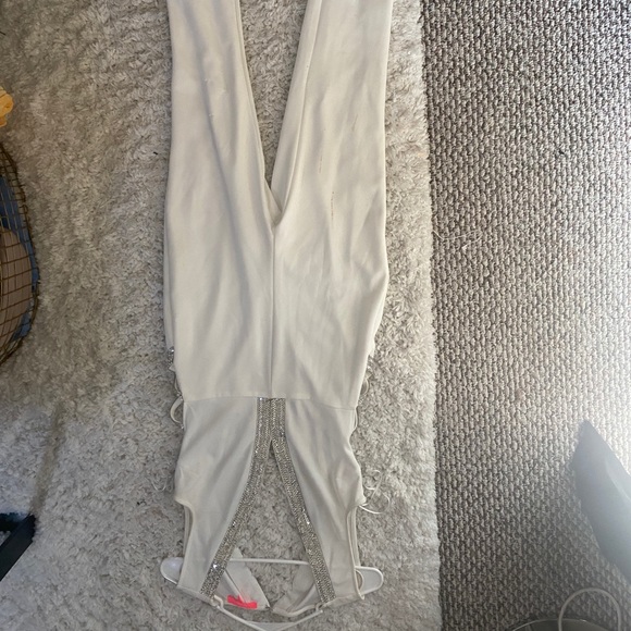 White diamond back jumpsuit - Picture 2 of 3